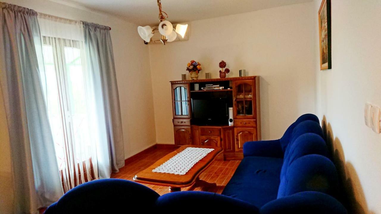 Apartments Rogocana Labin  Exterior photo